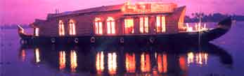 Houseboat holidays packages and tours kerala India, 