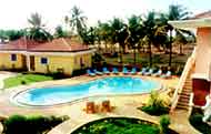 Coconut Grove Goa: Accommodation in Goa Deluxe room in goa hotel in betalbatim beaches packages and tariff of goa hotels Coconut Grove.
