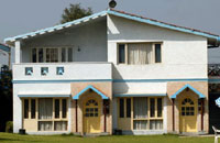 Best Western Resort Country Club,Book New Delhi Hotels with Local Support and Rates,New Delhi hotels and New Delhi city guide with New Delhi hotel discounts.