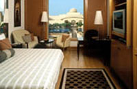 The Trident Hilton, Gurgaon, Haryana, India,Book New Delhi Hotels with Local Support and Rates,New Delhi hotels and New Delhi city guide with New Delhi hotel discounts.