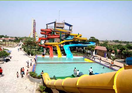 Giant-Water-Slides