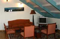 CHELLO COTTAGE,Chello Cottage,chello cottage kasauli,Kasauli Resort is a 3 star deluxe hotel in Kasauli, Himachal.