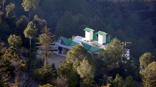 A Flaghouse Resort