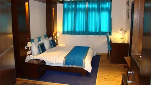 The Flaghouse Resorta4