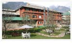 Honeymoon Inn Manali  Garden View