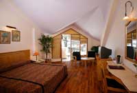 Willow Banks, Hotel Willow Banks, Hotel Willow Banks Shimla, Willow Banks Shimla, Hotel Willow Banks, Shimla Resorts, Shimla Hotels, Hotel Willow Banks The Mall Shimla, tariff & online booking facility.
