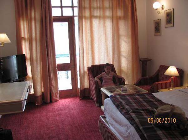 luxury-room-where-we
