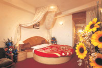 Orchard Green Honeymoon Suite