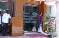 The Nandhana Grand Hotel, The Nandhana Grand Hotel Bangalore, Nandhana Grand  Bangalore, resort Bangalore, hotels and resorts in Bangalore, hotels in Bangalore, hotels Bangalore, Bangalore resorts, Bangalore hotels, resort Bangalore, solan, Nandhana Grand resorts,& summer package, holiday Discount tariff/ pricelist /rate summer/honeymoon packages, Summer getaways.