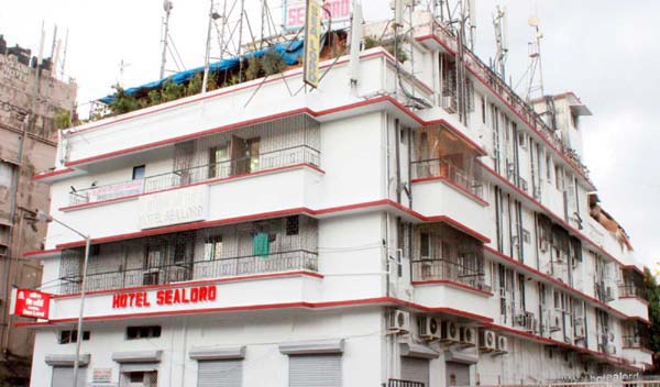 A Hotel Sea Lord