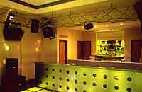 Country Inn and Suites Jaipur - Indian Hotel Accommodation for Business &amp; Holiday Travelers &amp;Country Inn Jaipur, discount tariff / honeymoon package.