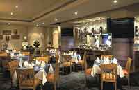 Country Inn and Suites Jaipur - Indian Hotel Accommodation for Business &amp; Holiday Travelers &amp;Country Inn Jaipur, discount tariff / honeymoon package.