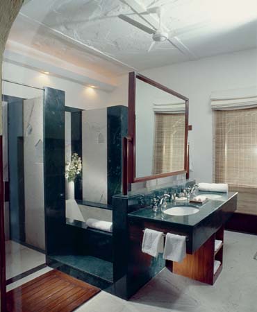 Garden Suite Bathroom