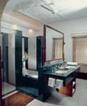 Garden Suite Bathroom