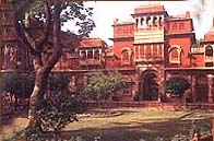 Welcome to Gajner Palace Hotel...Bikaner...... Accommodation... Tariff effective from 1st October 2001 to 31st March 2002 Category Historic Rooms 11 Occupancy Triple.......Rate Rs 5500/- Deluxe Rooms no 31 Occupancy Double Rate Rs 3300/- Deluxe room occupancy single Rs 1999/- and more ....................click here...............