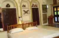 Hotel Haveli  Braj  Bhushanjee, BUNDI - Haveli Braj Bhushanjee Invites You To Visit And Explore The Great Heritage And Culture Of Bundi, Rajasthan, Hotel Haveli  Braj  Bhushanjee, discount tariff / honeymoon package.