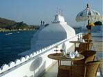 Taj_Lake_Palacec4