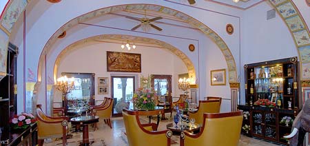 The LaLiT Laxmi Vilas Palace Dinning 