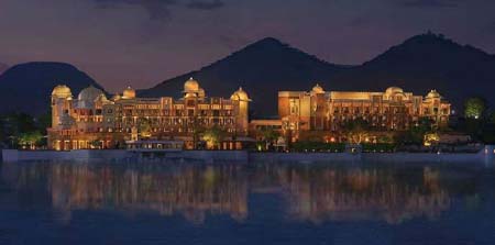 A-The-Leela-Palace-Night_Vi