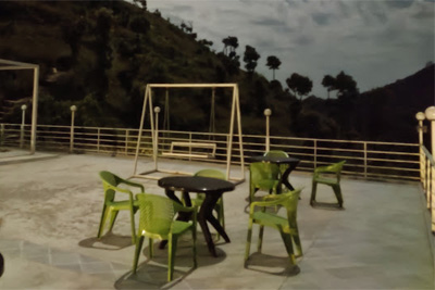 Onehouse Resort, Lansdowne