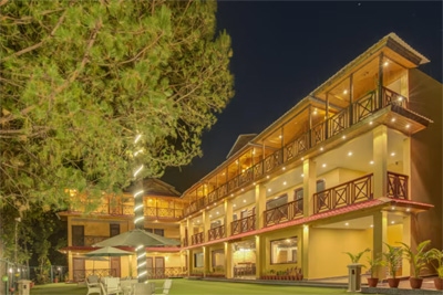 Summit Jungle Resort, Lansdowne