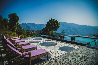 The Alpine Resort, Lansdowne