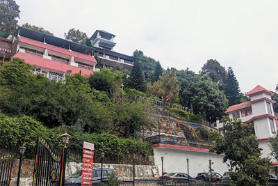 The Alpine Resort, Lansdowne