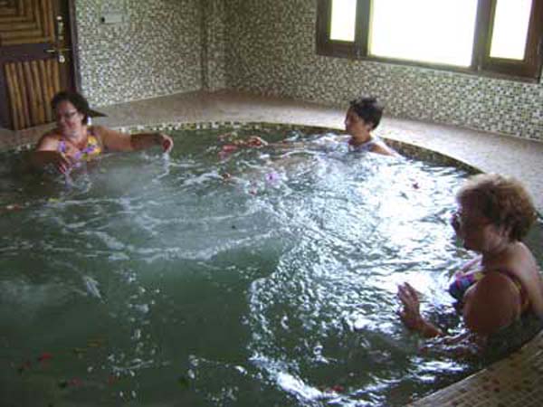 Swimming_pool