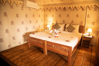 Om Vilas Benares, Varanasi, Uttar Pradesh

 