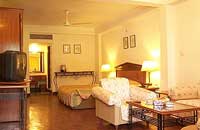 CLASSIC HOTEL NAINITAL,Classic Hotel Nainital,classic hotel nainital,Classic Hotel - Nainital, Get tour packages for deluxe accomodation in Nainital, Uttaranchal - India.