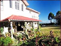 Chevron Rosemount Hotel Ranikhet - Ranikhet - Hotels - Uttranchal Hill Station - India,Hotels Resorts in Ranikhet Uttaranchal India & discount hotel tariff.