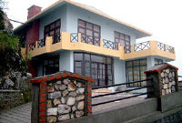 Hotel Green Castle. Mussoorie. Star hotels in Mussoorie. Green Castle Mussoorie. Hotel on mall road mussoorie. Book hotel green castle in mussoorie.