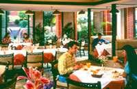 Hotel Mughal Sheraton Agra,Hotels in Agra India, Agra Hotels, Hotel in Agra India, Hotel Packages of Agra, Budget Hotels in Agra, Online Booking of Hotels in Agra India, Luxury Hotels in Agra,Hoteles en la India,Hôtels en Inde,Días de fiesta en la India.