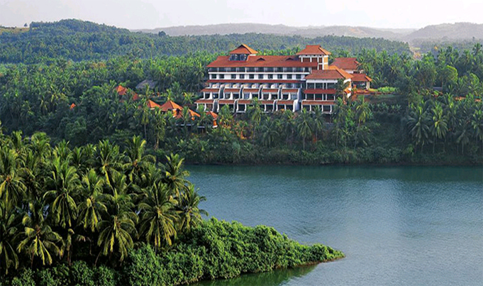 Kadavu Resorts, Calicut, Kerala,Kadavu Resorts-Holiday resort kerala Boat cruise Luxurious cottages Luxurious suites Family Holiday packages kerala Hotel near Calicut Airport Massage Centres, kerala.